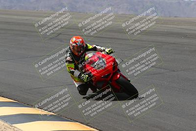 media/Apr-10-2022-SoCal Trackdays (Sun) [[f104b12566]]/Bowl (11am)/